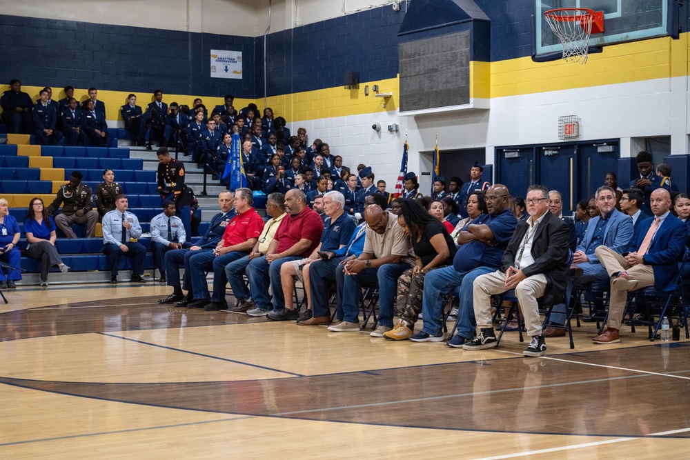 Eastern Wayne High School JROTC cadets, 4th FW leadership honor veteran's sacrifice