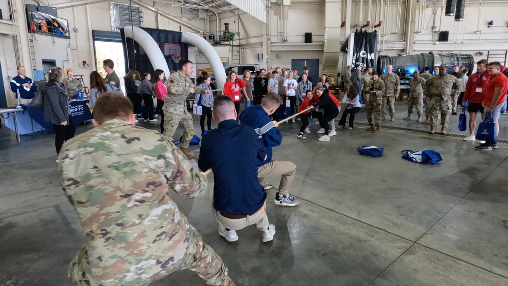 171 ARW Hosts All-Star Leadership Day for Area High School Students (7 of 16)