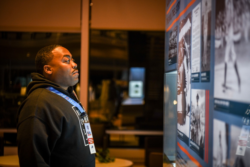 Chicago Bears Host Service Members at Halas Hall