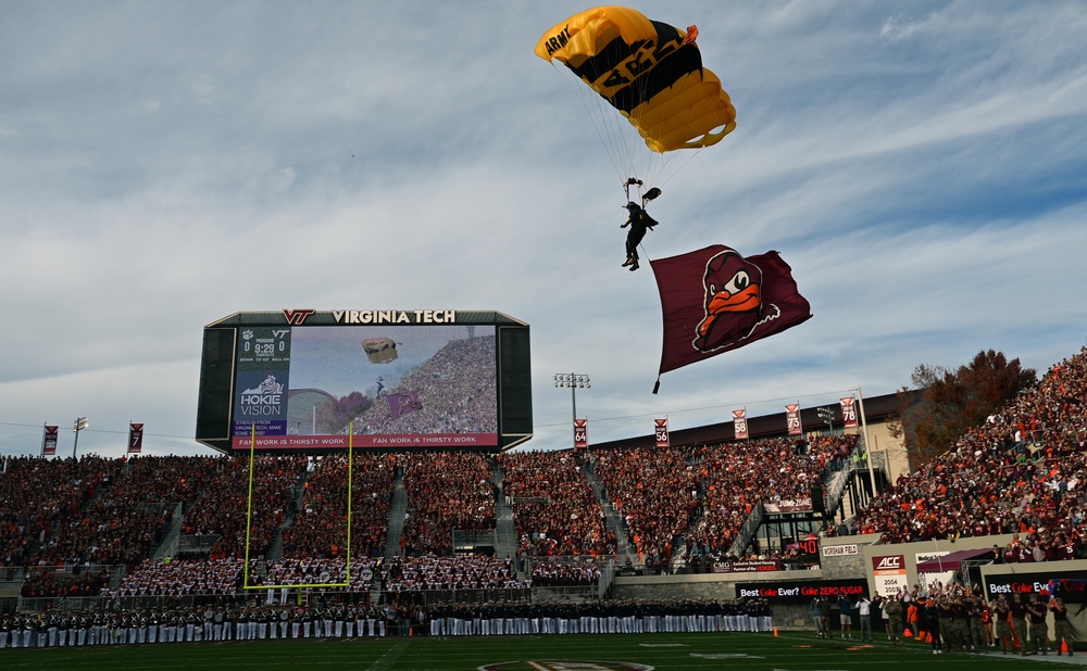 US Army Golden Knights jump into the Virginia Tech football game