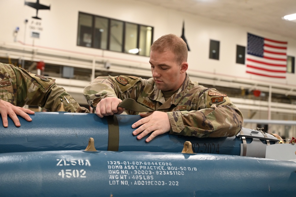 119th Wing Bomb Loaders