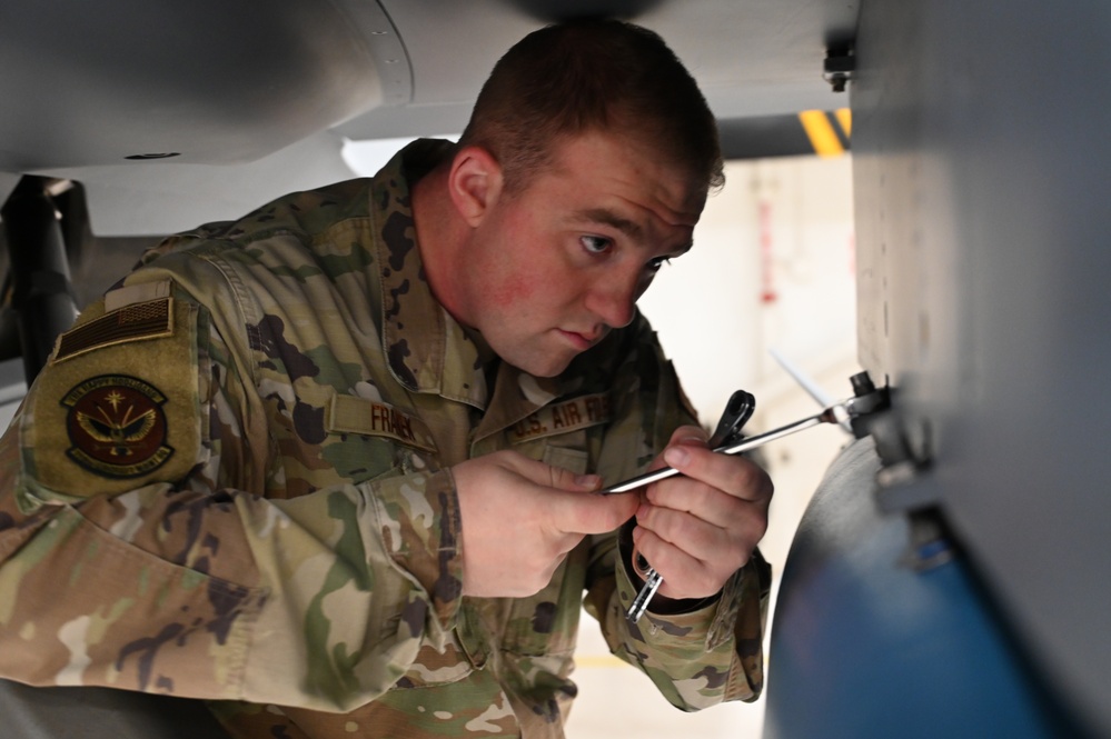 119th Wing Bomb Loaders