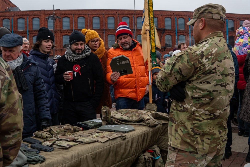 U.S. Army Soldiers Join Polish Citizens to Celebrate Polish Independence Day