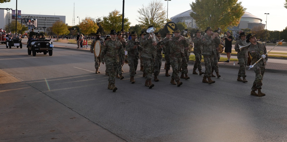 1st Cavalry Division Band at the Arlington Texas Veteran's Day Parade