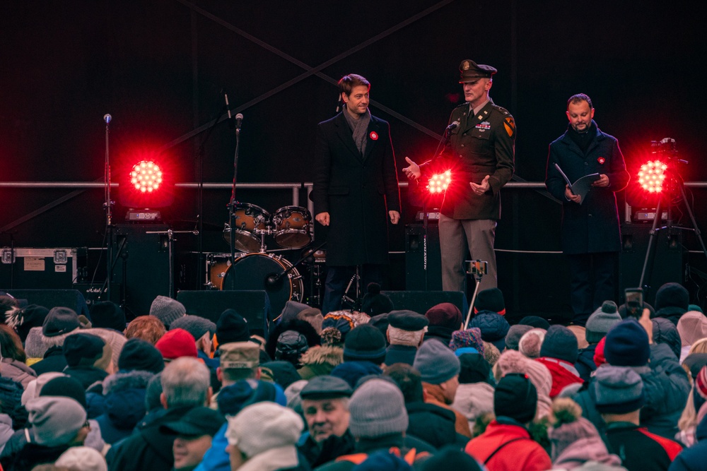 U.S. Army Soldiers Join Polish Citizens to Celebrate Polish Independence Day