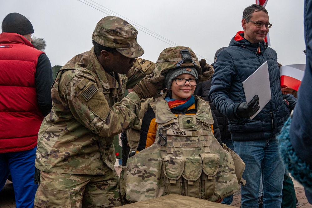 U.S. Army Soldiers Join Polish Citizens to Celebrate Polish Independence Day