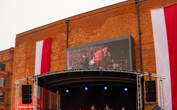 U.S. Army Soldiers Join Polish Citizens to Celebrate Polish Independence Day