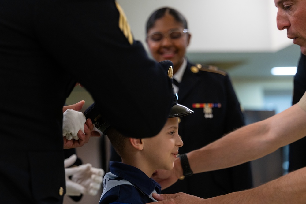 New Jersey National Guard Recruiters Teach Cub Scouts How to Fold The American Flag