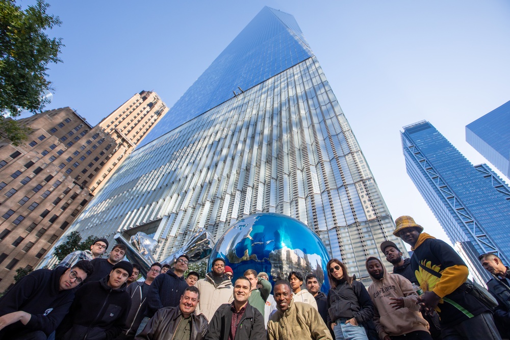 Soldiers Pose at the One World Trade Center