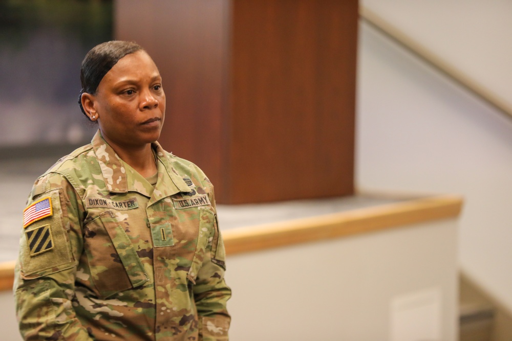 Chief Warrant Officer 5 Dixon-Carter Listens to Feedback from Warrant Officers at Fort Drum