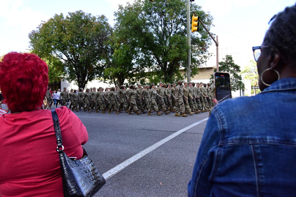 117th Airmen honor veterans