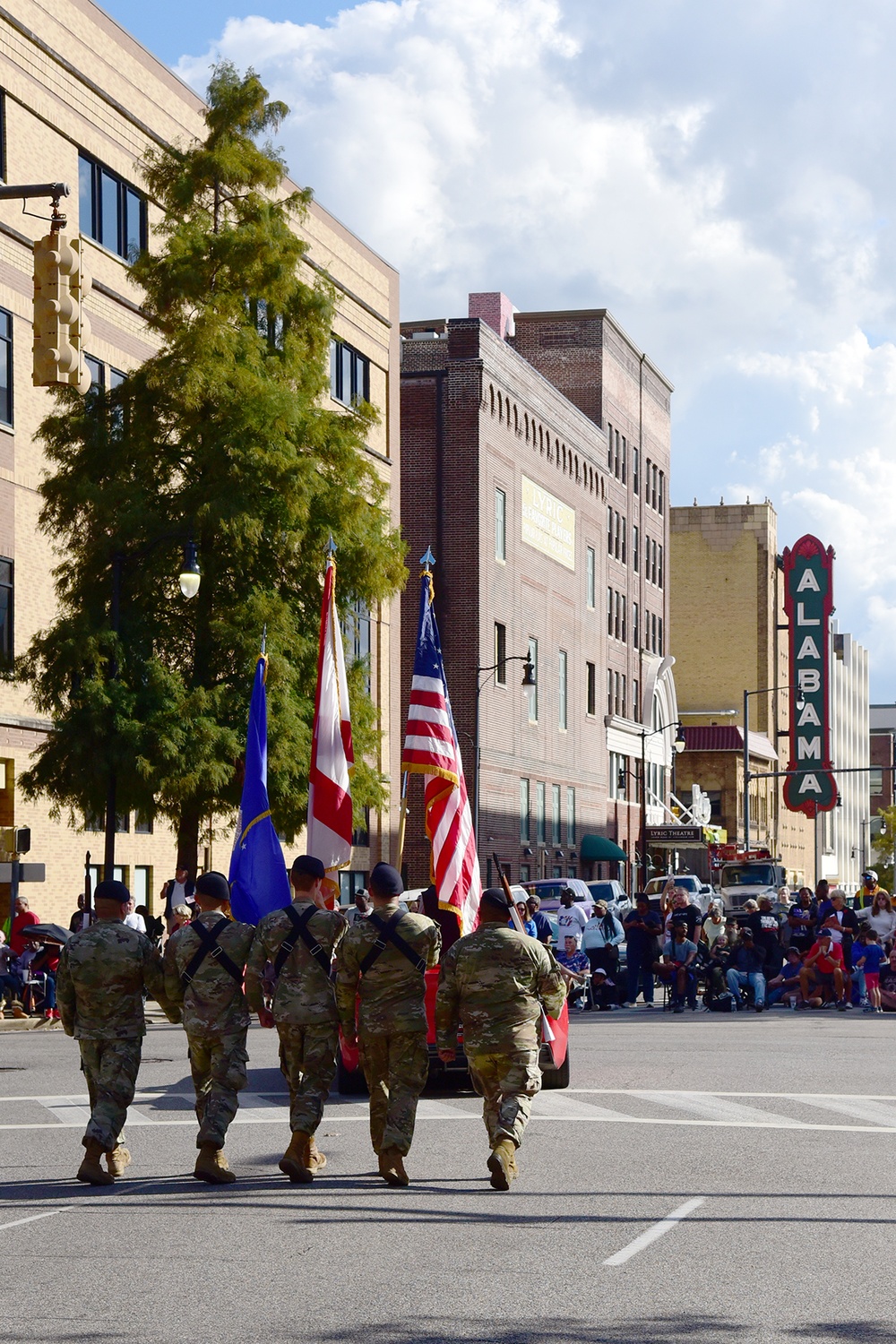 117th Airmen honor veterans