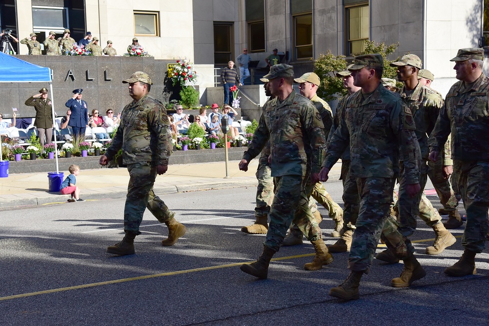 117th Airmen honor veterans