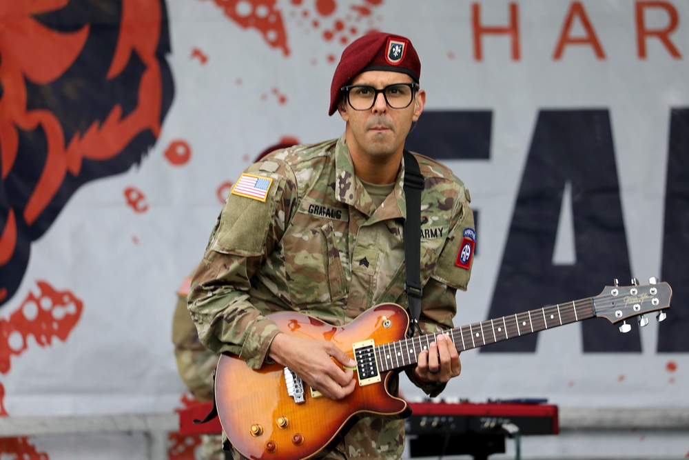 Veterans receive honor at Soldier Field during Chicago Bears ‘Salute to Service’ game