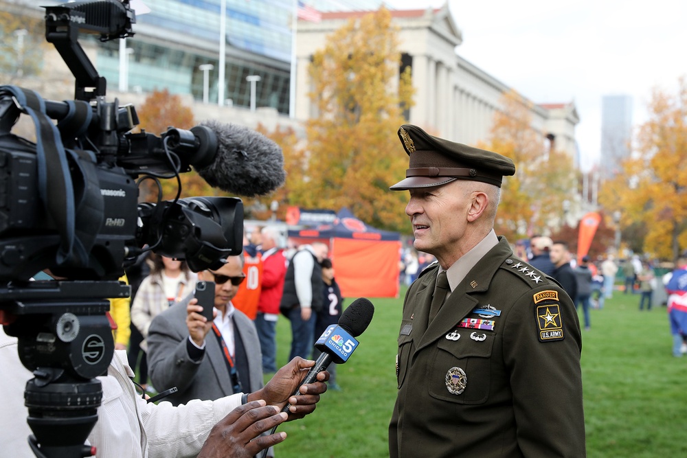 Veterans receive honor at Soldier Field during Chicago Bears ‘Salute to Service’ game