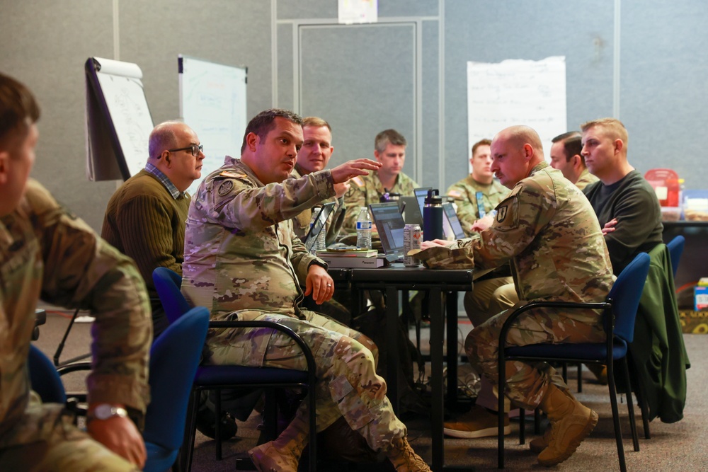 Ways and Means: Washington National Guard Soldiers talk strategy during two-day conference