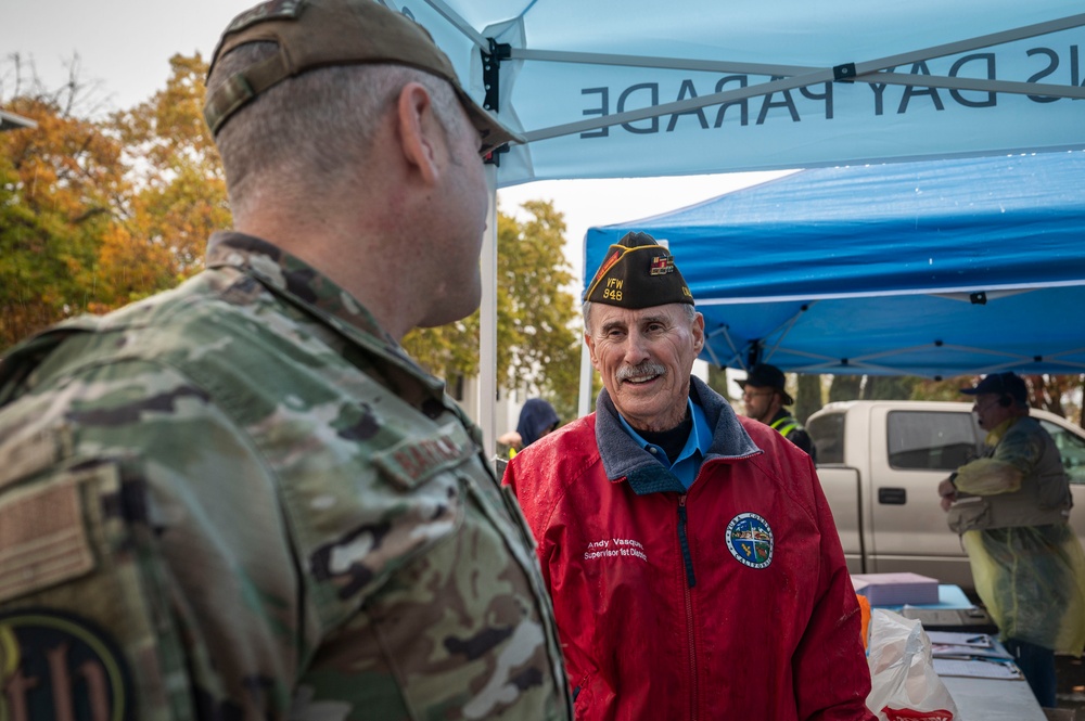 Beale Airmen Participate in 22nd Annual Yuba-Sutter Veterans Day Parade