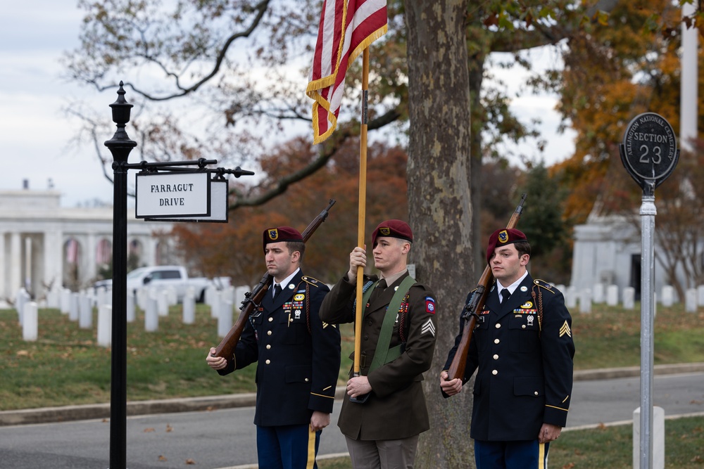 82nd Airborne Division honored in Arlington National by veterans association