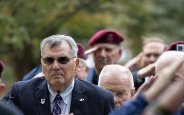 82nd Airborne Division honored in Arlington National by veterans association