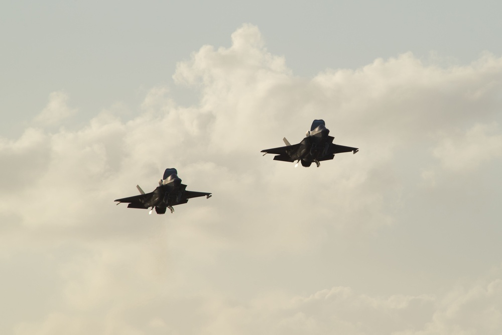 Boxer, 15th MEU conduct Air Power Demonstration Rehearsal