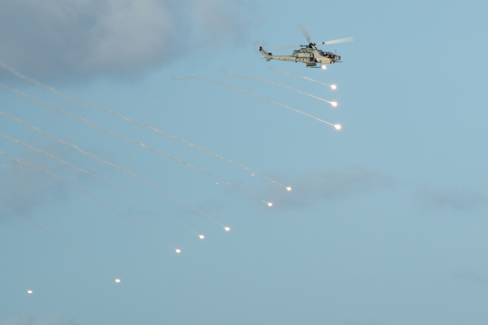 Boxer, 15th MEU conduct Air Power Demonstration Rehearsal