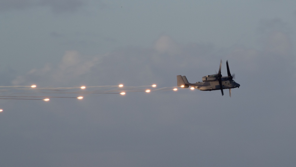 Boxer, 15th MEU conduct Air Power Demonstration Rehearsal