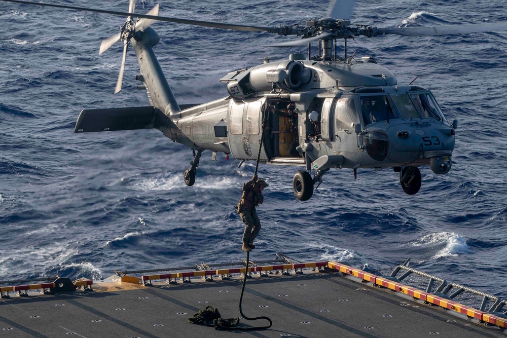 Boxer, 15th MEU conduct Air Power Demonstration Rehearsal