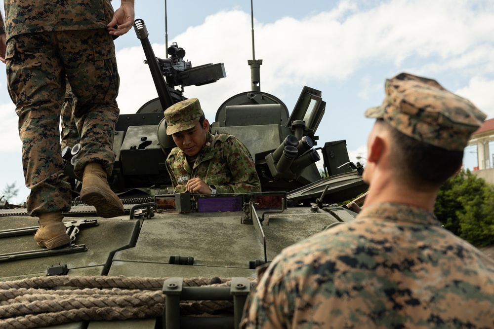 DVIDS - Images - JGSDF Cadets Visit Camp Schwab [Image 5 of 6]