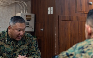 SMMC Visits the 24th MEU (SOC)