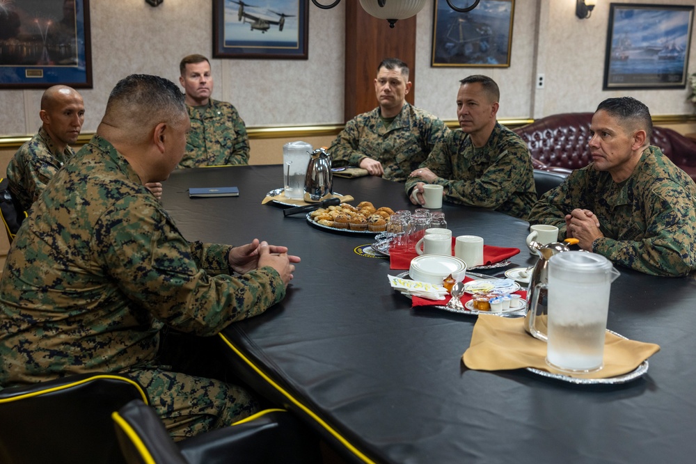 SMMC Visits the 24th MEU (SOC)