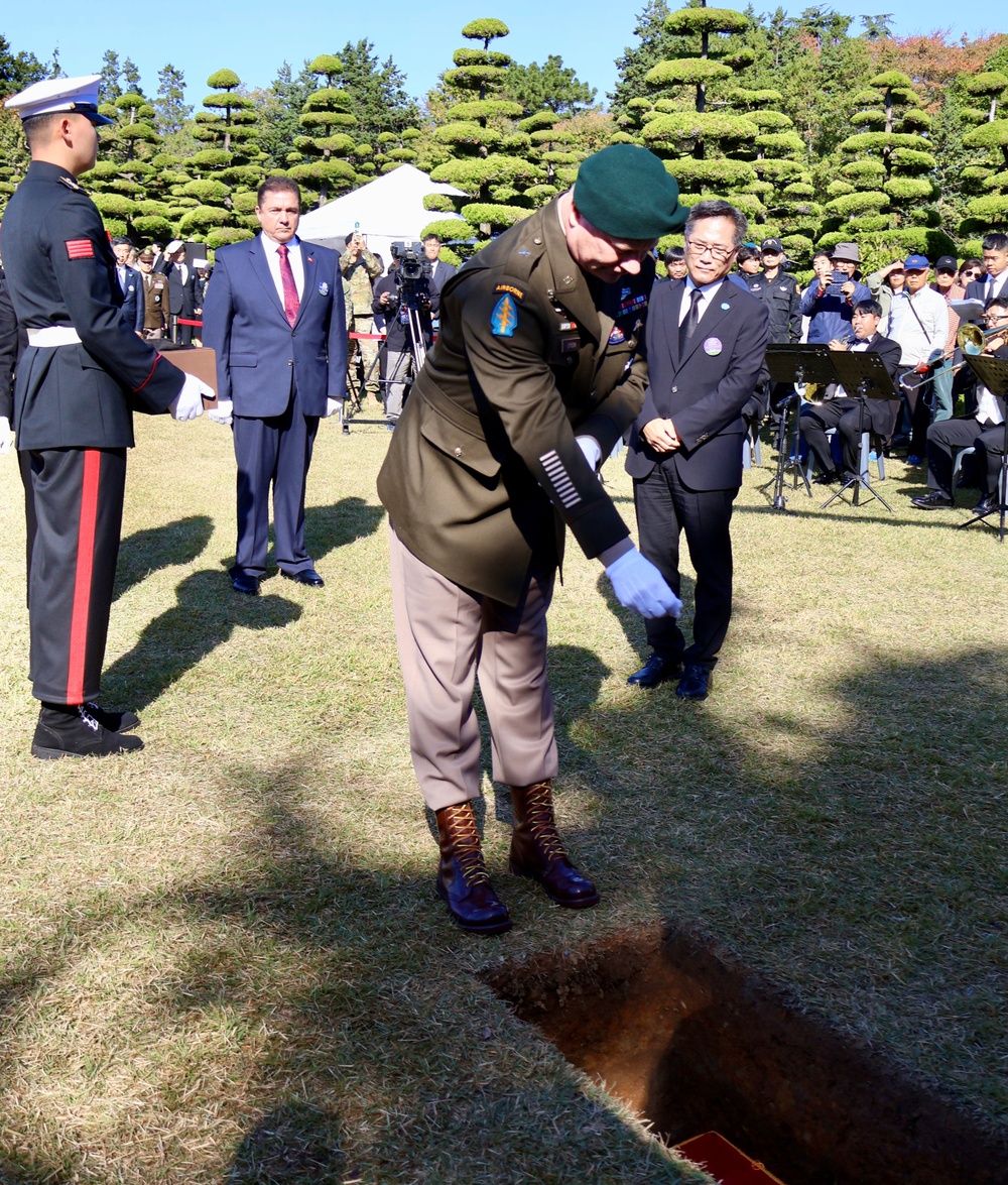 United Nations Command honors Korean War veterans, fallen service members at Turn Toward Busan Ceremony