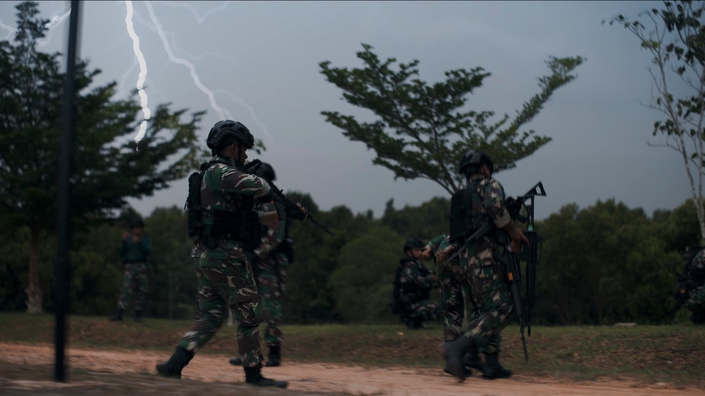 Keris MAREX 24: Ambush Patrol SMEE