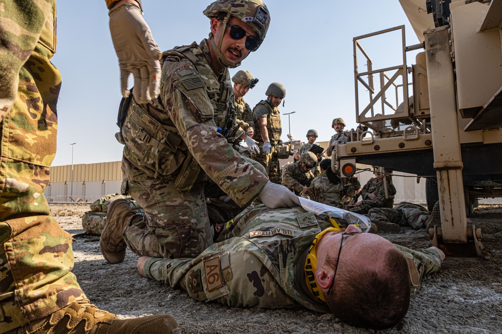 Airmen conduct emergency medical response exercise