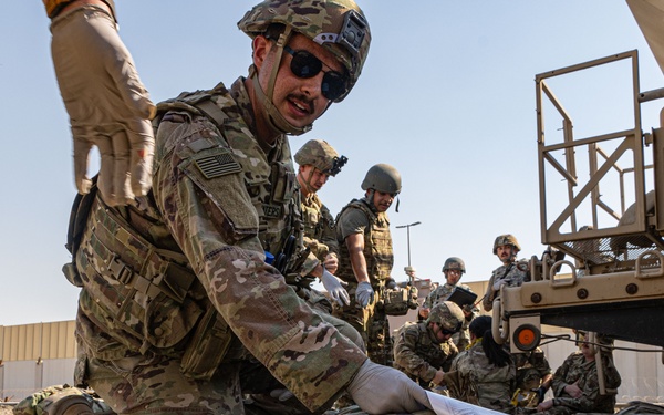 Airmen conduct emergency medical response exercise