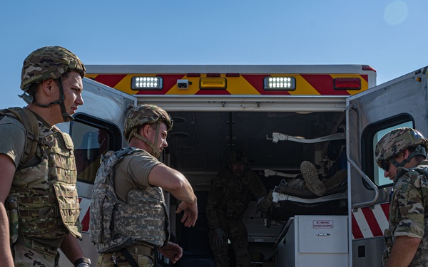Airmen conduct emergency medical response exercise