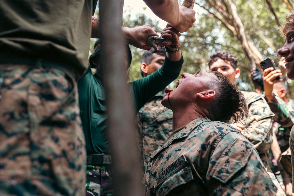 Keris MAREX 24: Jungle Survival Training
