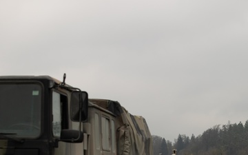 Italian Army artillery battery executes gun emplacement drills during Dynamic Front 25