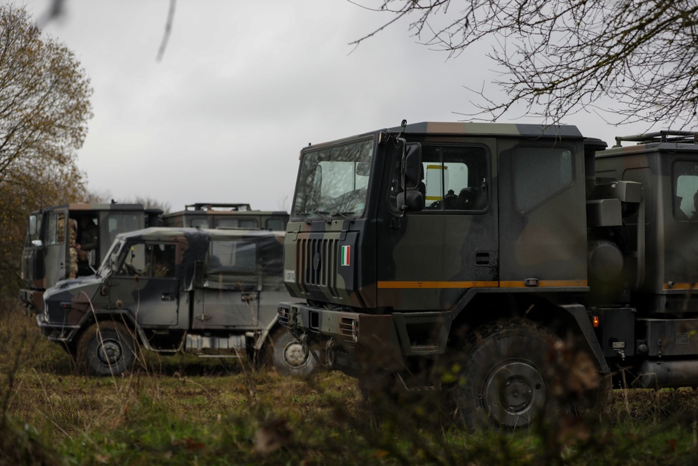 Italian Army artillery battery executes gun emplacement drills during Dynamic Front 25