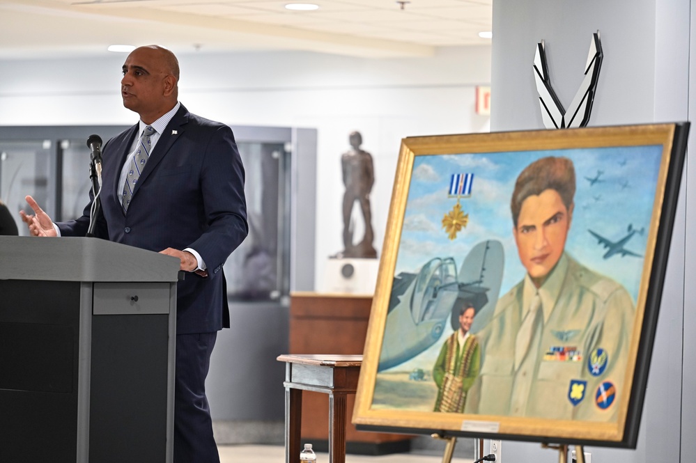 USecAF Dalton, Assist. SecAF Chaudhary DAF unveil Sabu Dastagir painting