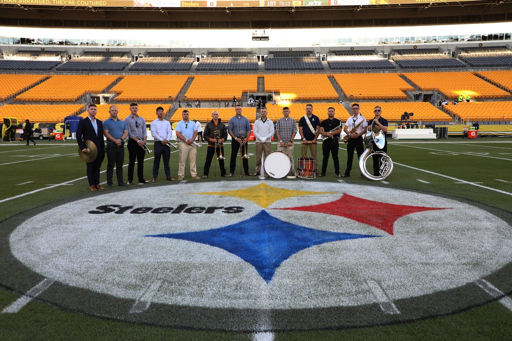 2nd Marine Division Band at Pittsburg Steelers Stadium