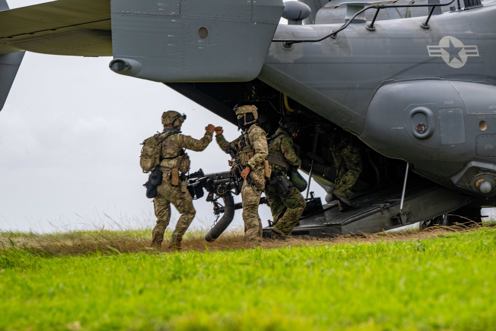 NSW Trains with Joint Partner Forces during Keen Sword 25