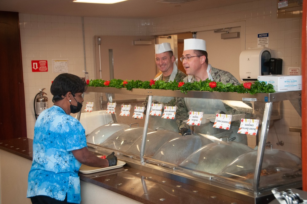 Naval Medical Center Portsmouth (NMCP) Galley Celebrates Turkey Day