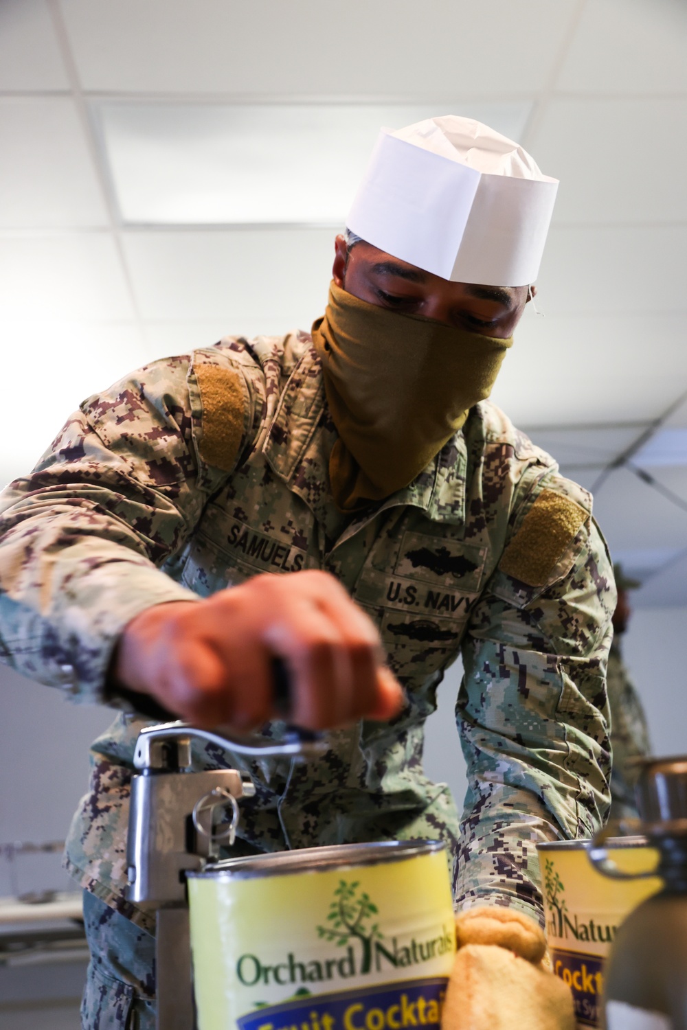 NMCB 4 Seabees Feed Seabees