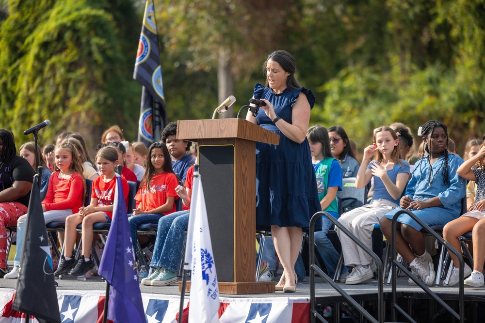 Parkwood Elementary School Celebrates Veterans Day