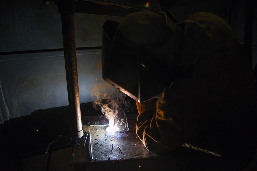 SWESC GL Accession-Level Sailors Practice Welding