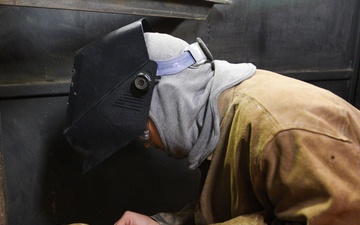 SWESC GL Accession-Level Sailors Practice Welding