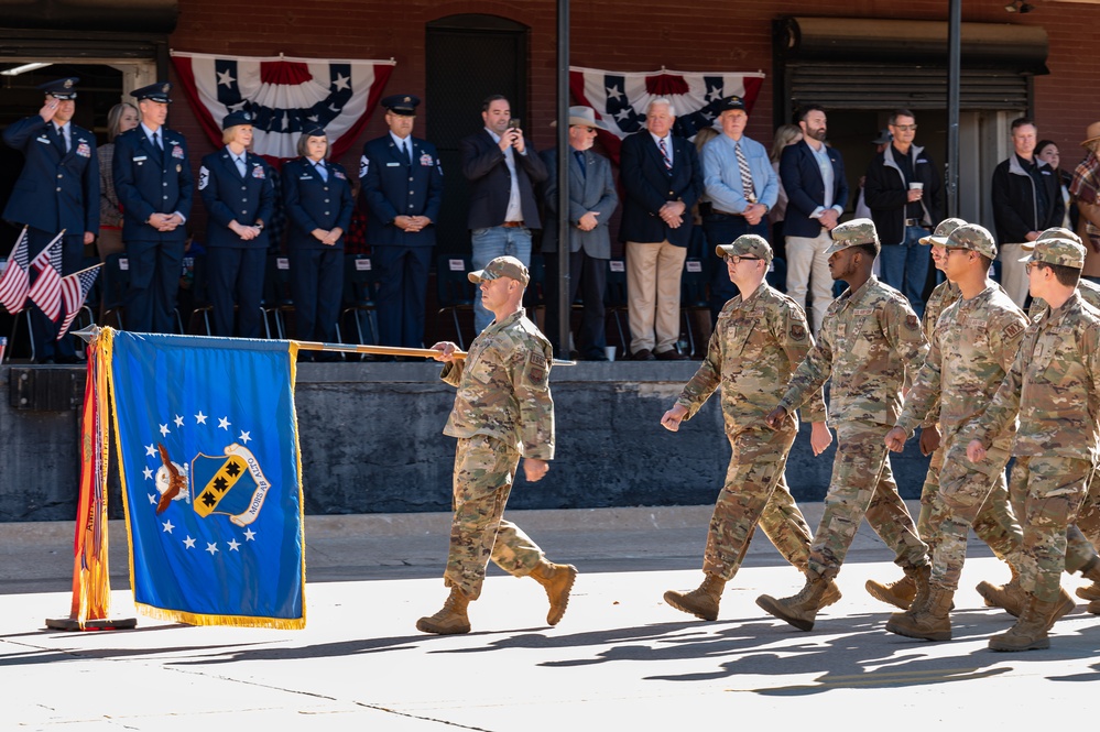 Abilene, Dyess honor veterans during parade