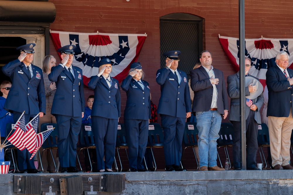 Abilene, Dyess honor veterans during parade