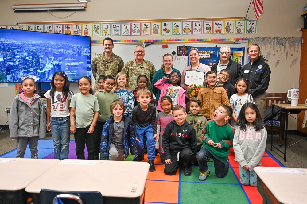 ESGR presents Patriot Award at Jefferson Elementary School in Omaha