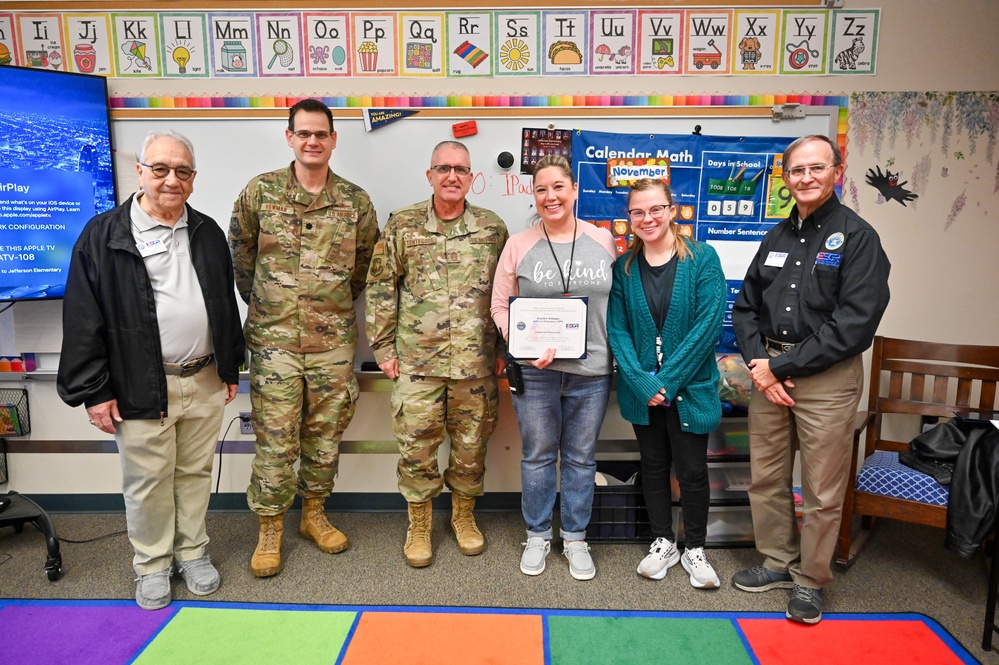 ESGR presents Patriot Award at Jefferson Elementary School in Omaha